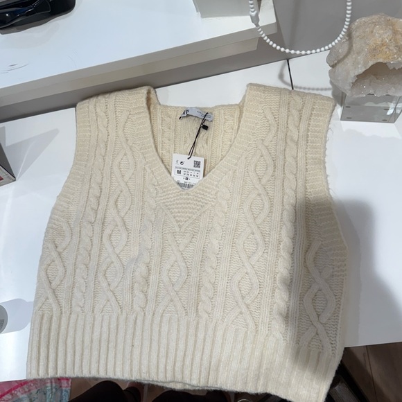 Zara cable knit vest - Picture 3 of 4